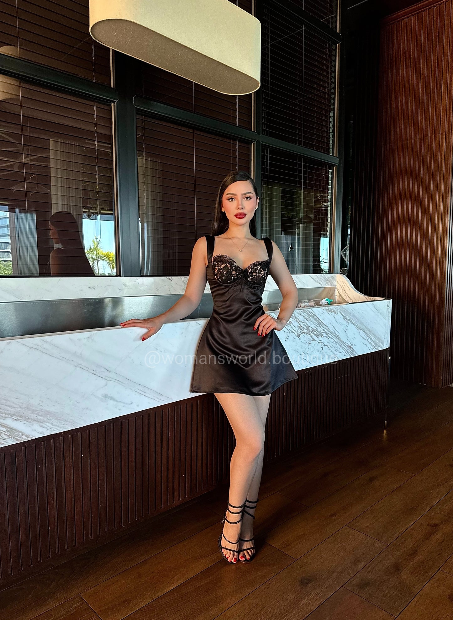 Vestido satin balck