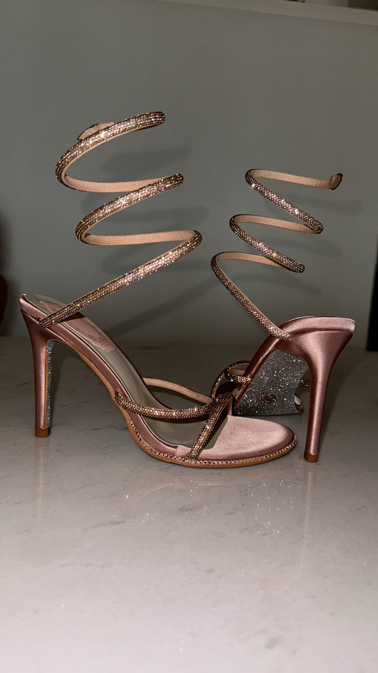 HEELS GOLDI