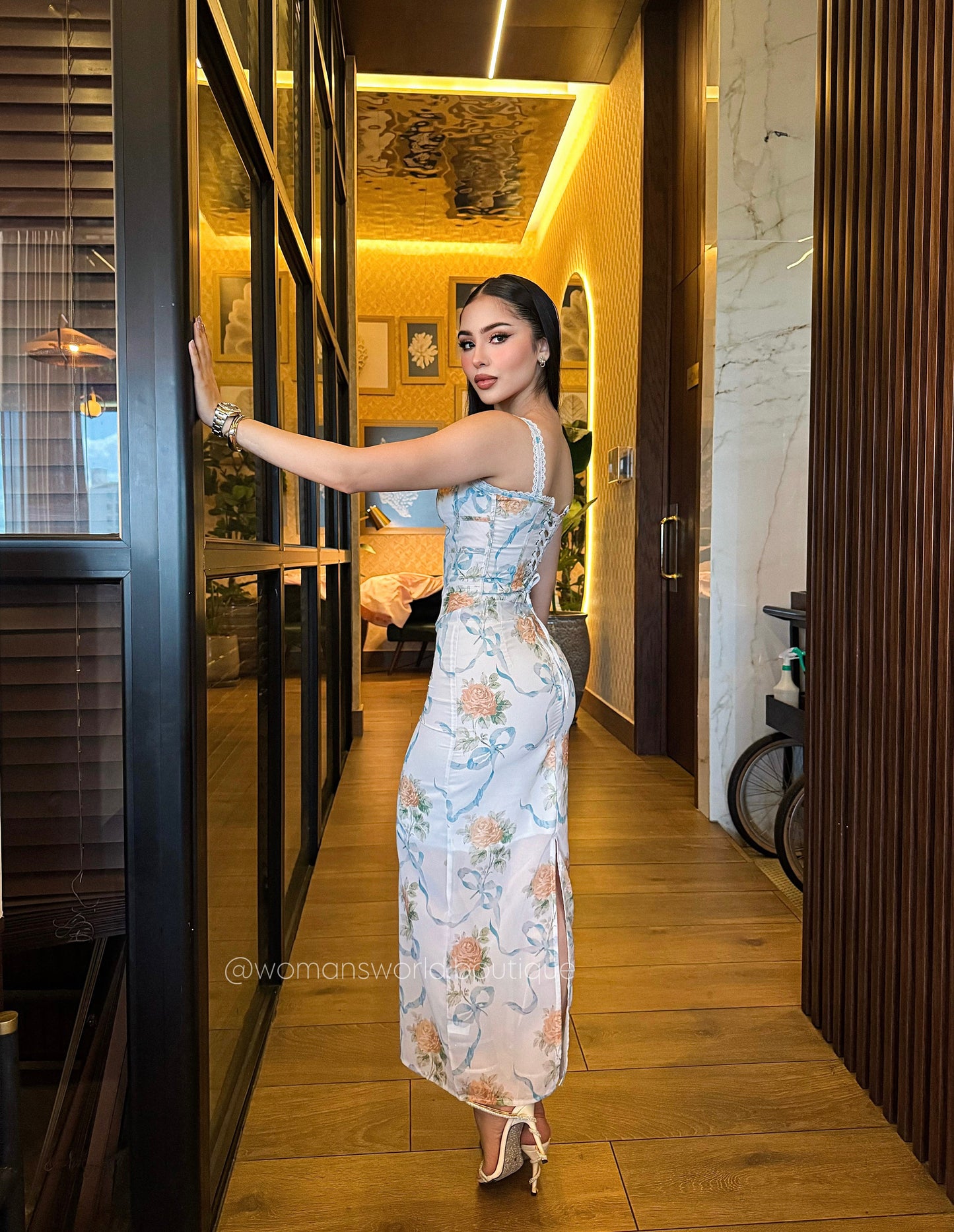 Set Davinia