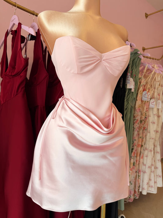 Amor rosa dress