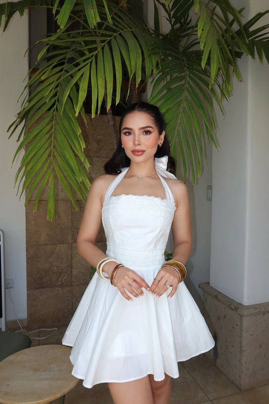 Pure Élégance Dress