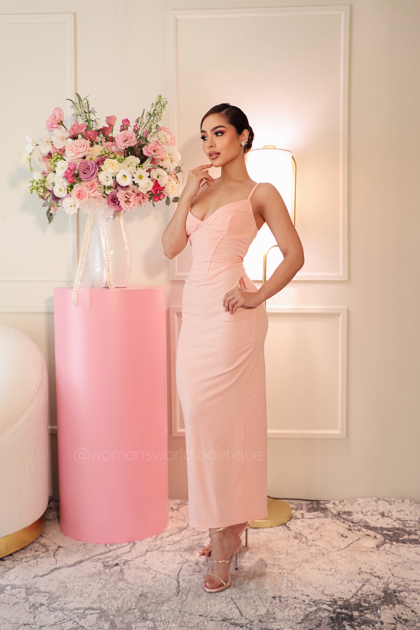 DRESS REBE