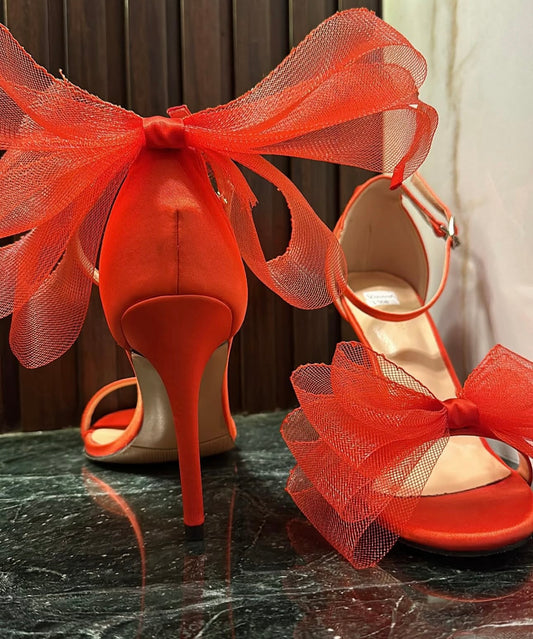 Heels Vivían